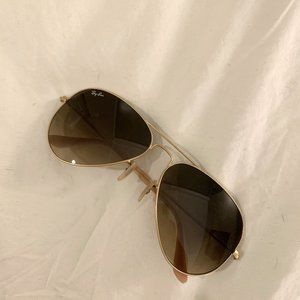 Ray-Ban Sunglasses in Women